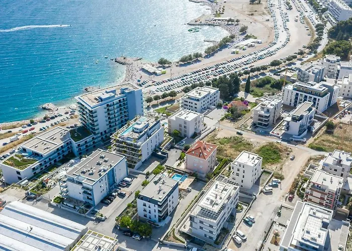 Seaside Apartments