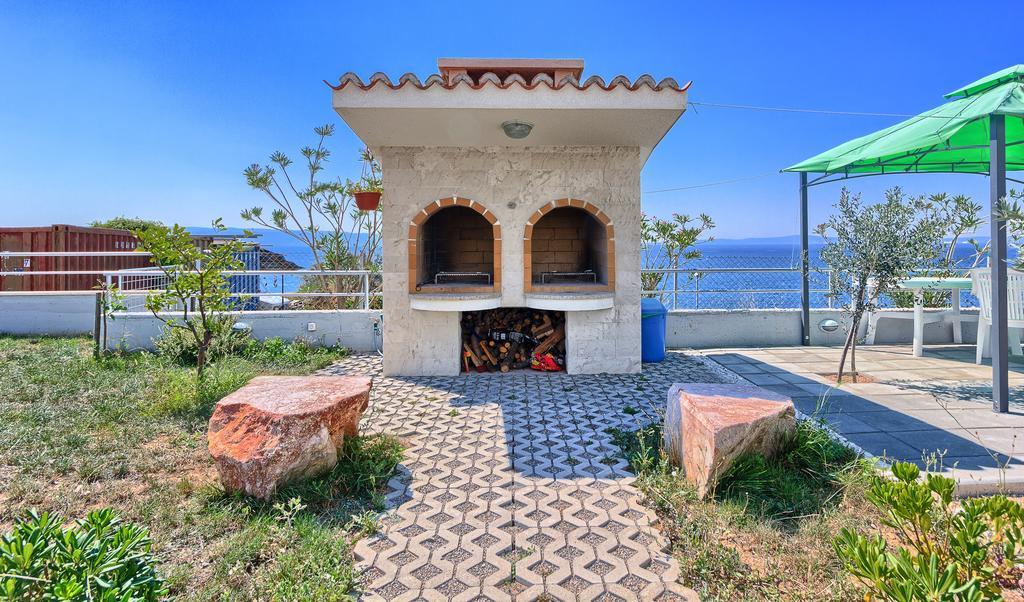 Seaside Apartment *
